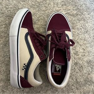 VANS “SKATEBOARDING” SHOE